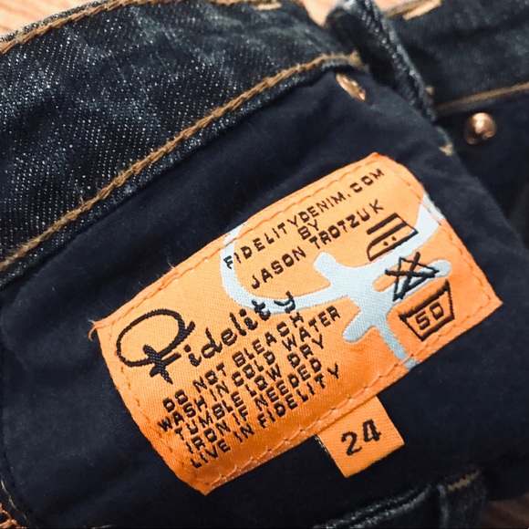 Fidelity - Picture 5 of 7